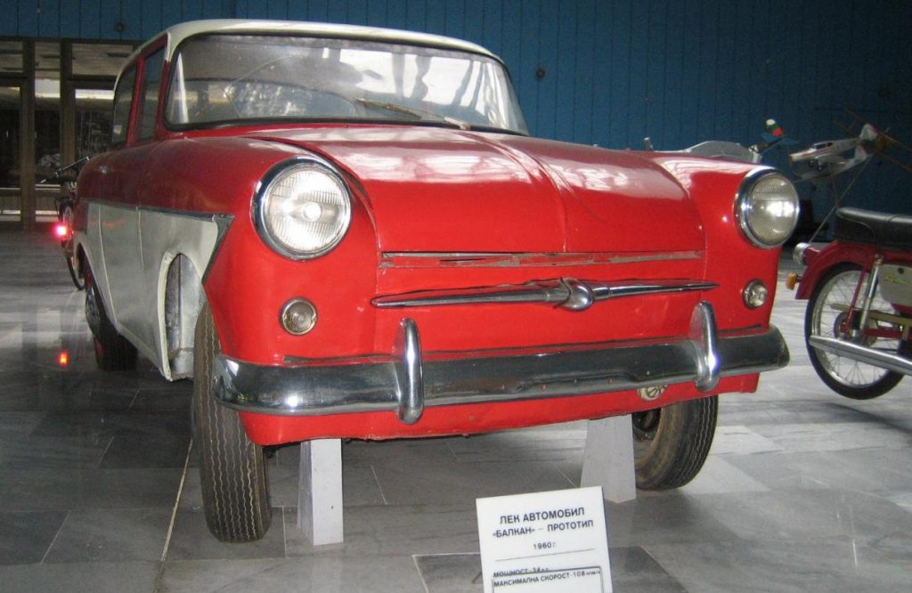 Първият български автомобил „Балкан 1200”. Чували ли сте за него? Вижте как е изглеждал