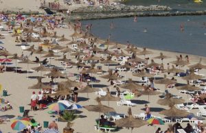 Важно за всички на морето! Опасни зарази дебнат по плажовете, хиляди се връщат с обриви, петна и…