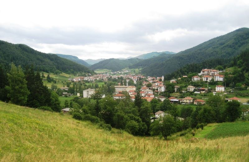 Село Смилян – пазител на времето, традициите и мястото на най-вкусния фасул в България (СНИМКИ)